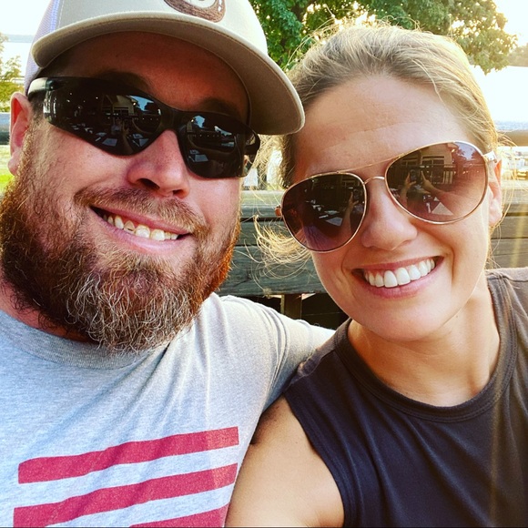 Meet your Posher, Jessica - Picture 1 of 1